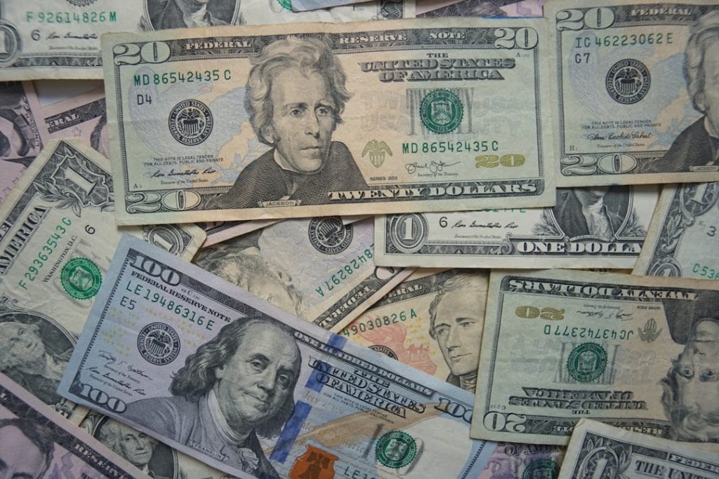 How Much Does a Business Lawyer Make What to Expect